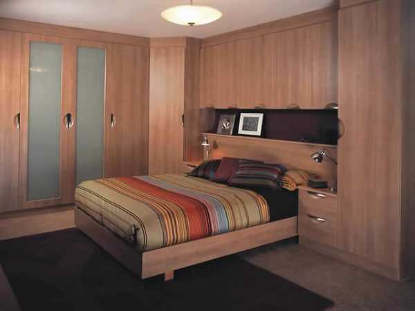 Прикроватные шкафы для маленькой спальни